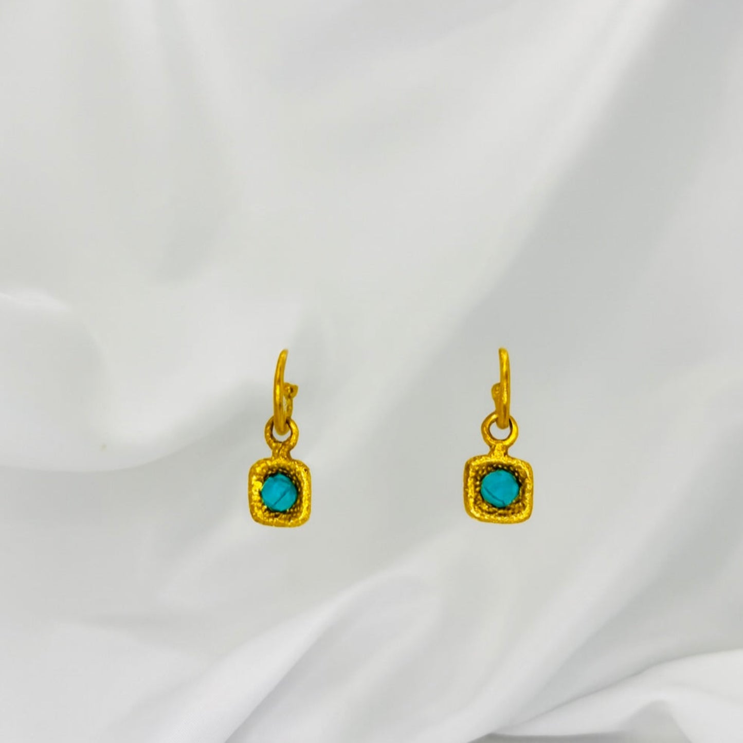 18k Vintage Turquoise Hoop Earrings