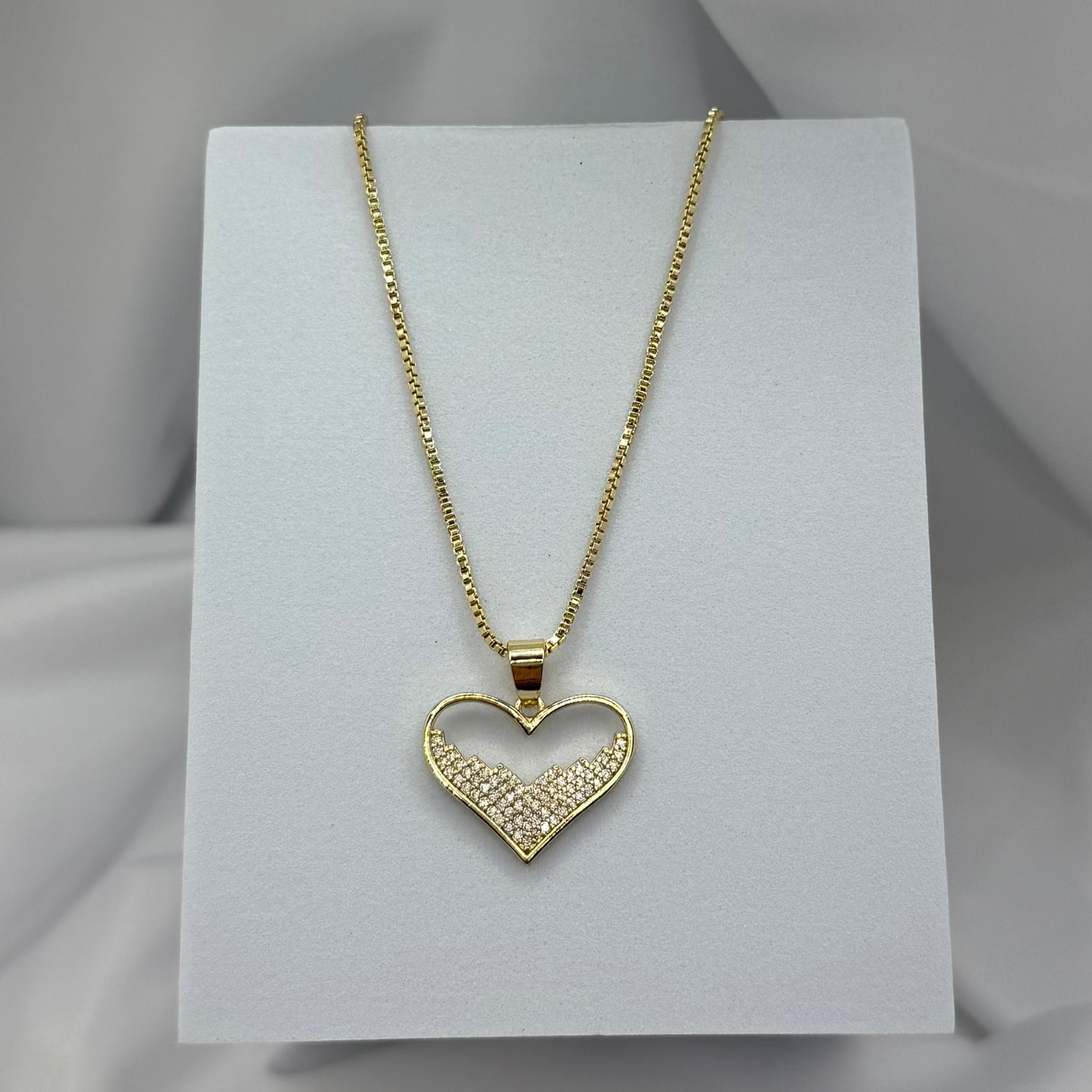 Sparkling Heart Necklace – 18K Gold Plated