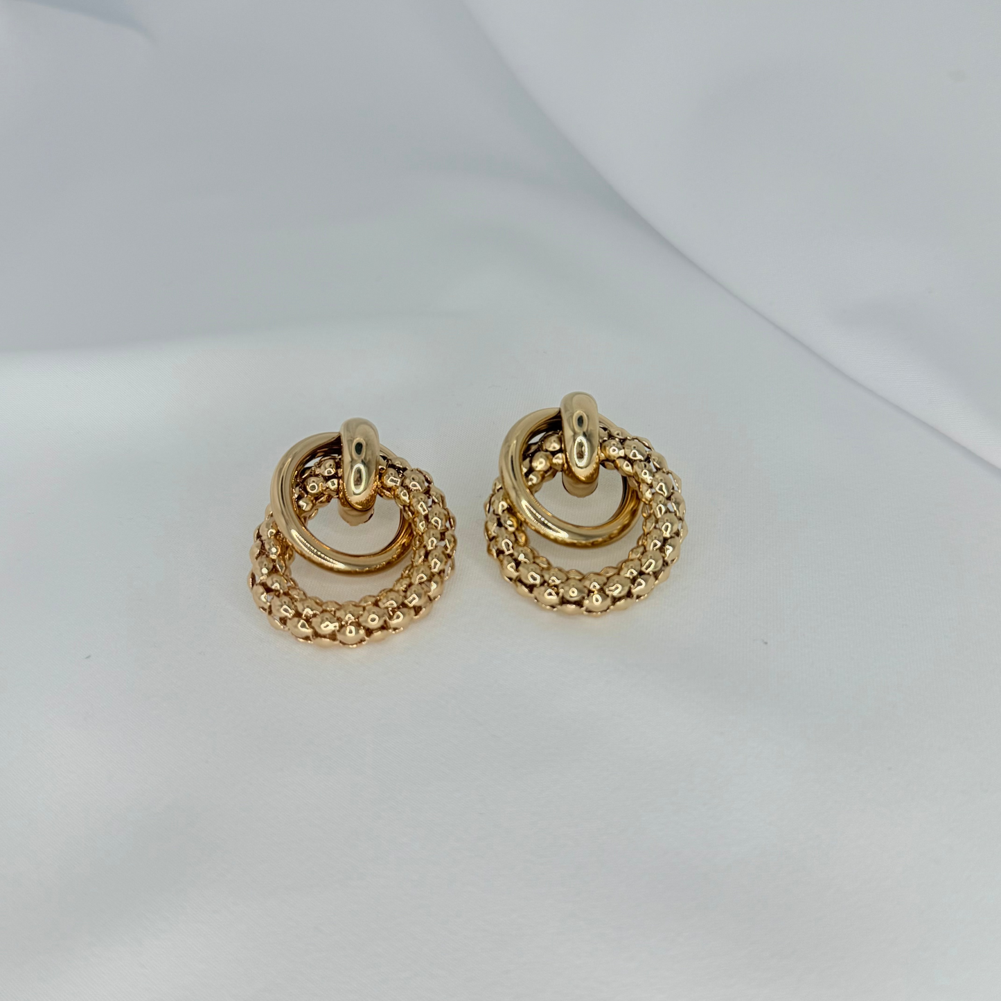 18k Eternal Knot Chunky Earrings