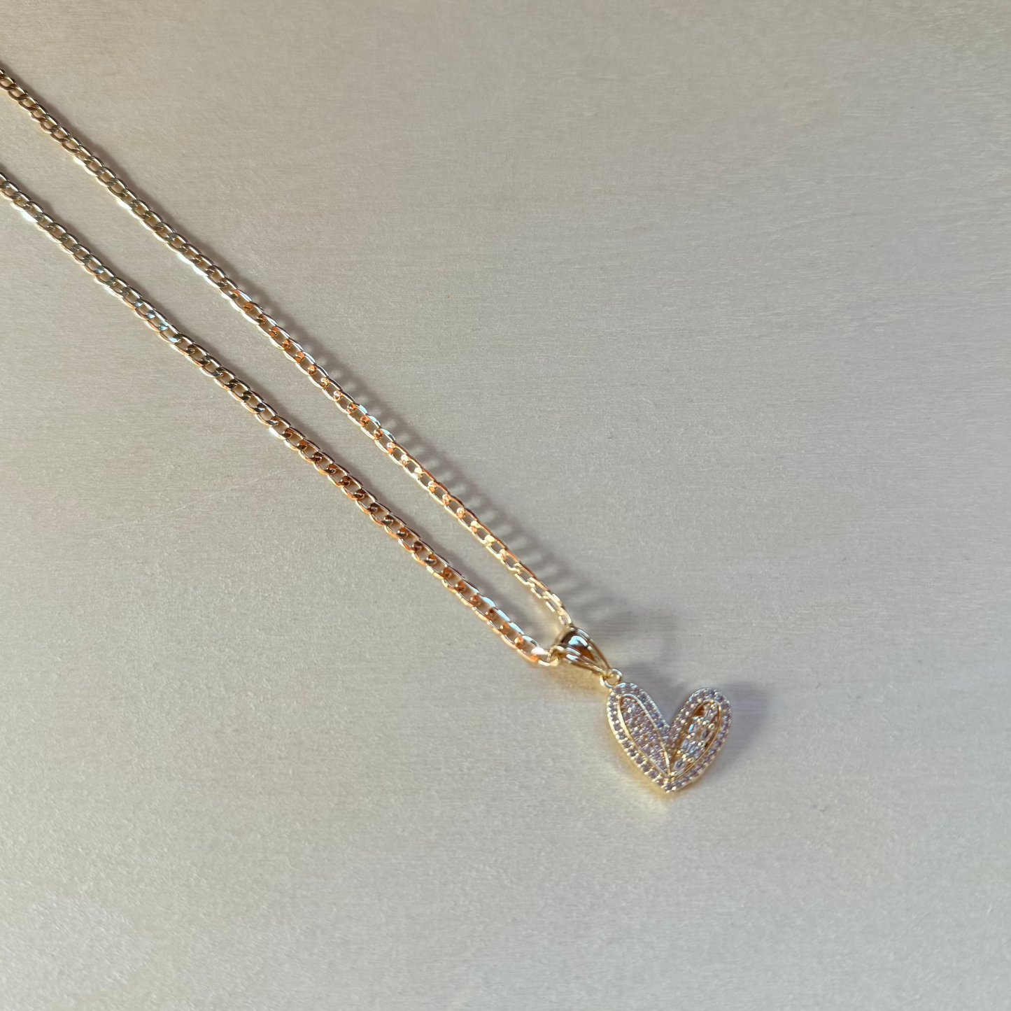 18k Soft Echo Heart Pendant Necklace