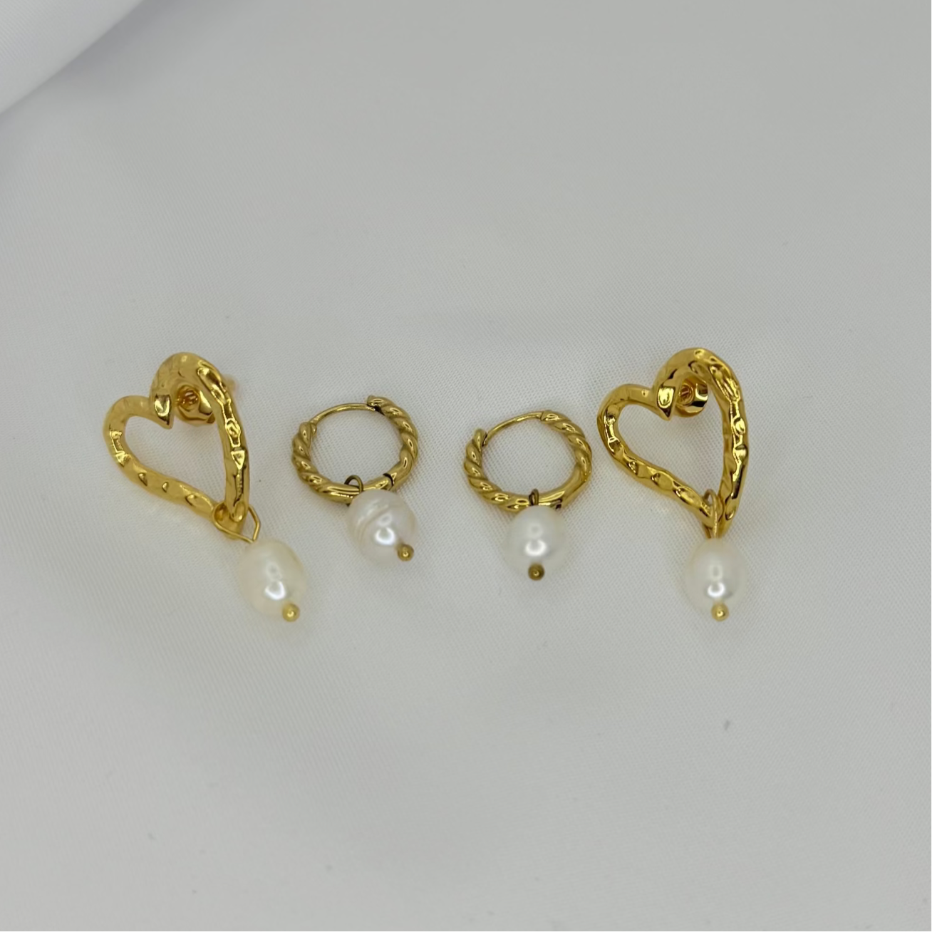 18kGolden Heart & Pearl Set Earrings