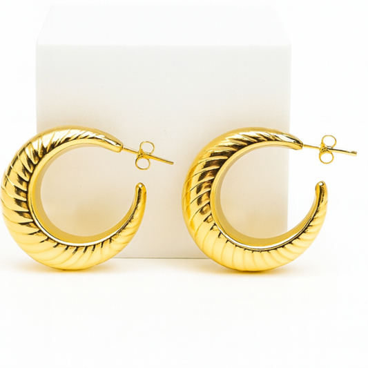 18k Crescent Moon Hoop Earrings