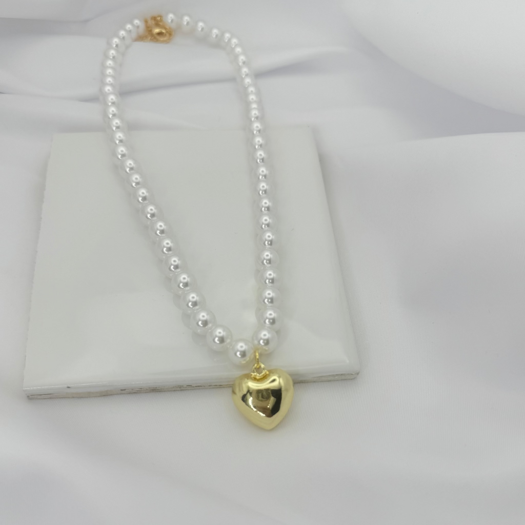 Puffy Heart Pearls Necklace