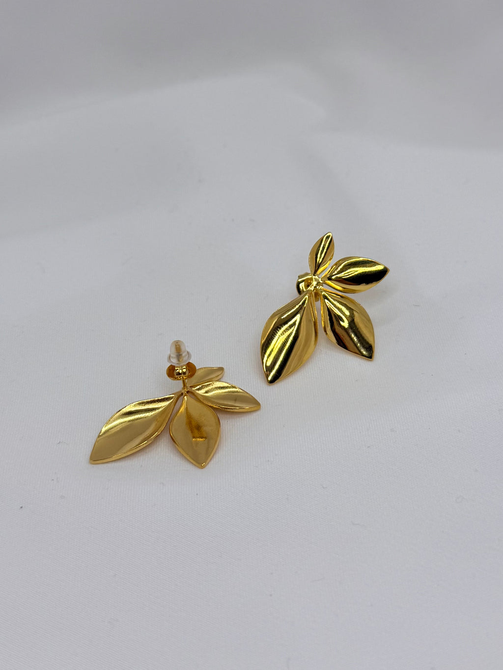 Golden Petal Studs 18k Gold Plated Stainless Steel