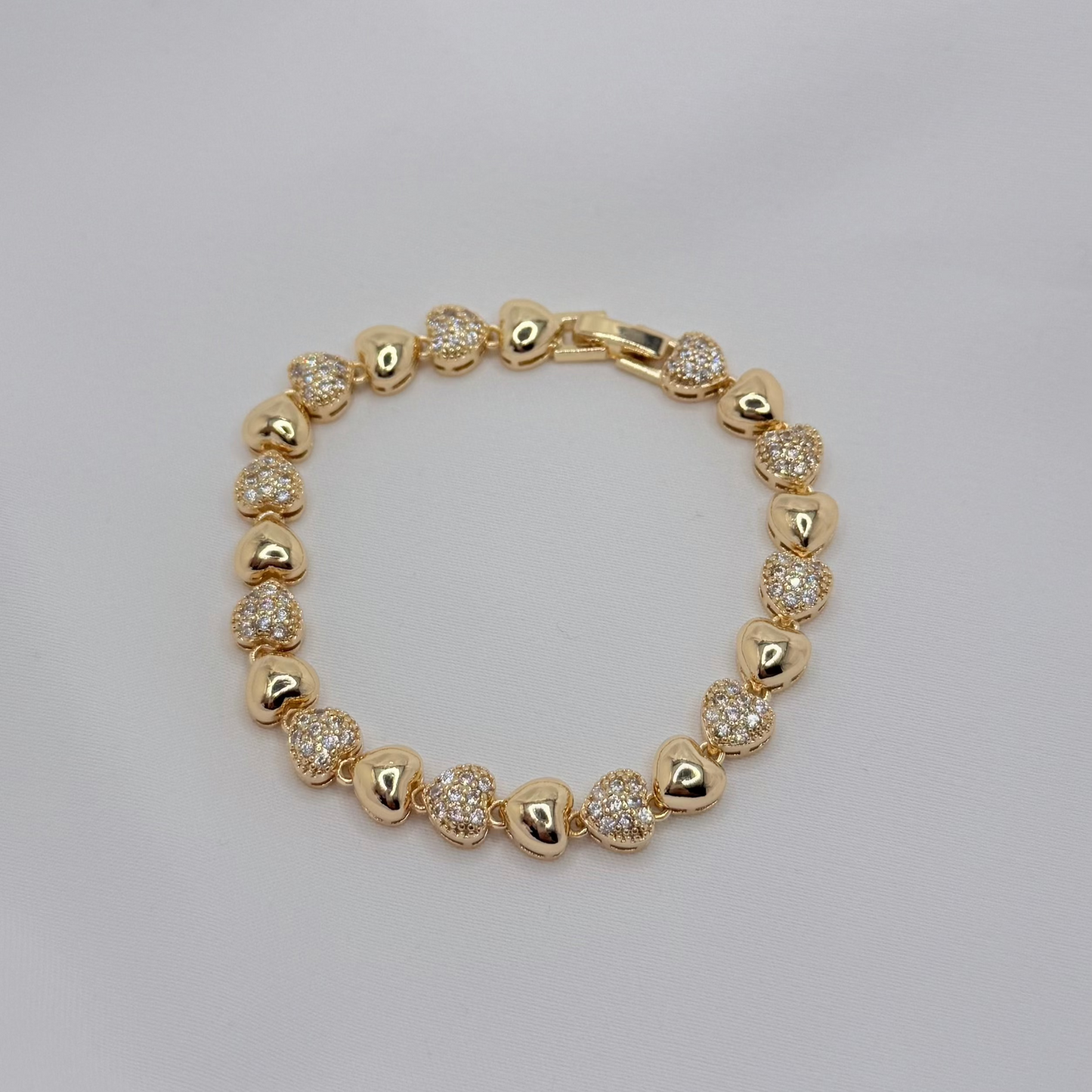 Heart Glow Bracelet 18k Gold Plated