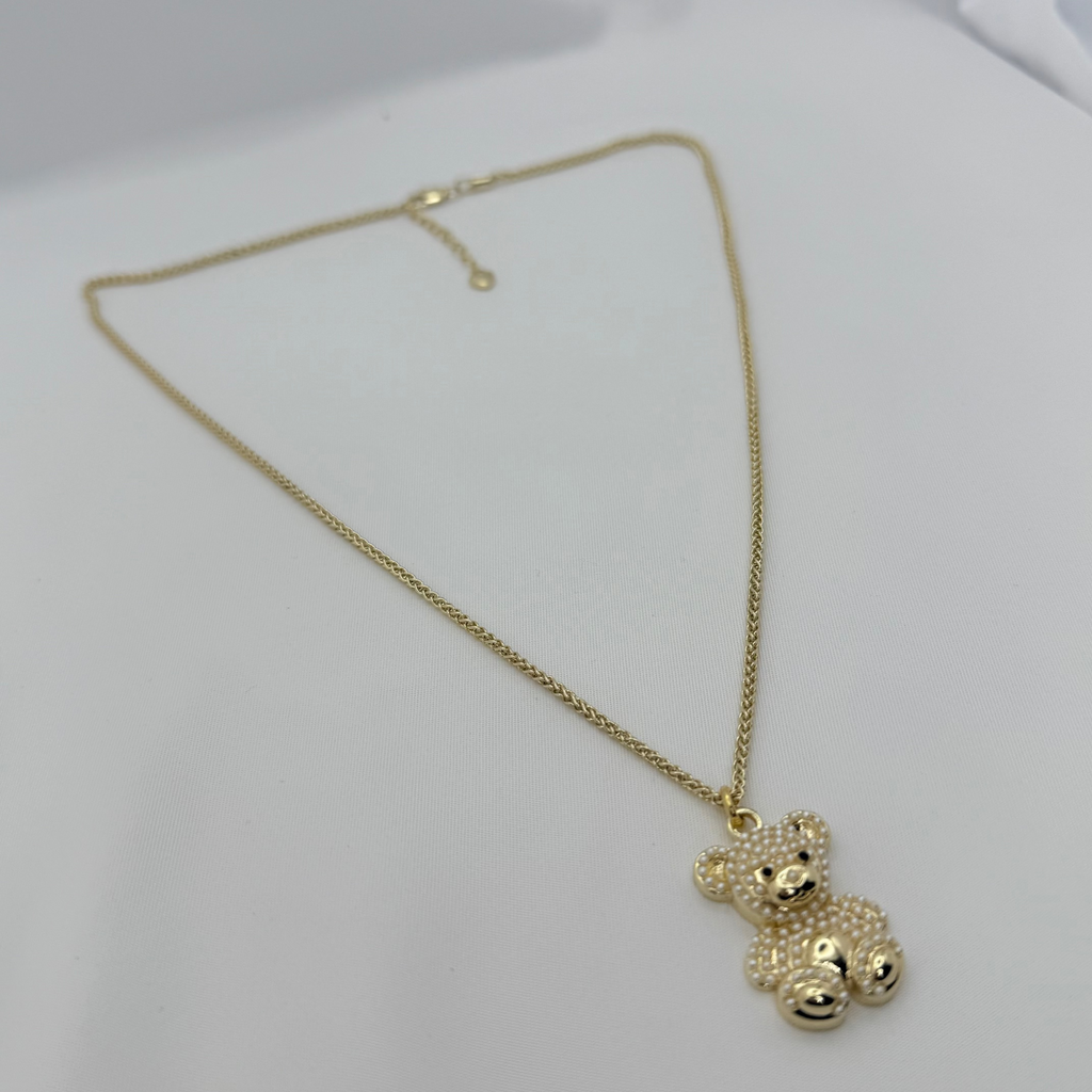 Pearly Teddy Necklace