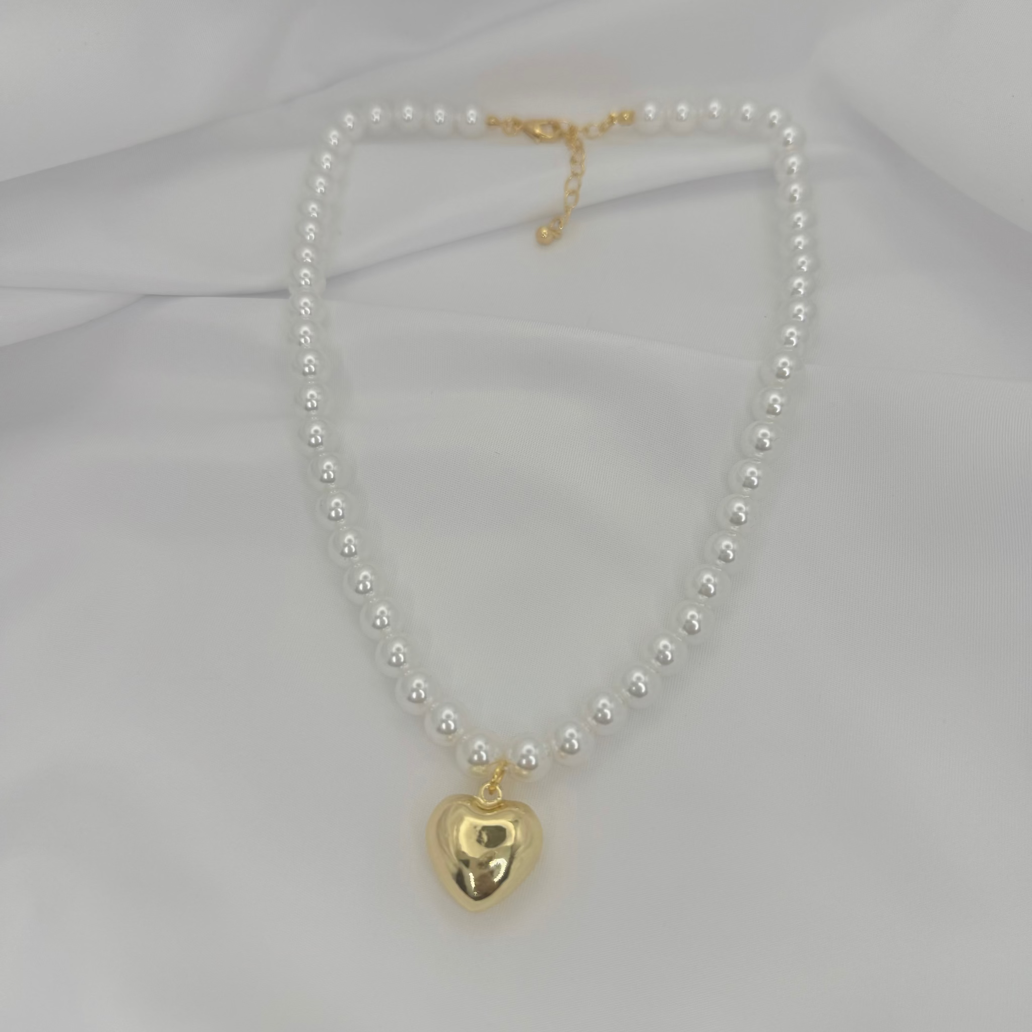 Puffy Heart Pearls Necklace