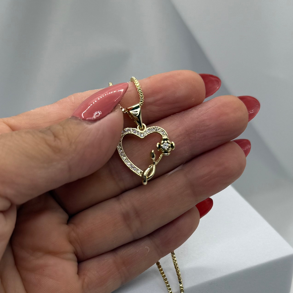 Delicate Bloom Heart Necklace 18k Gold Plated