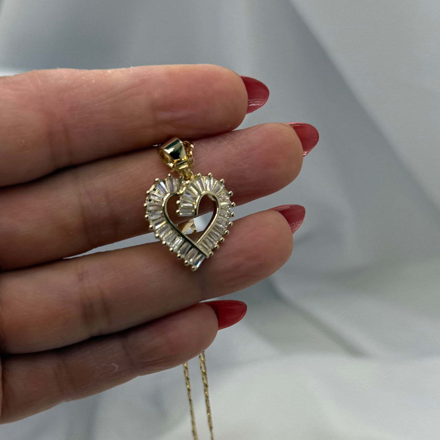 Radiant Heart Necklace 18k Gold Plated