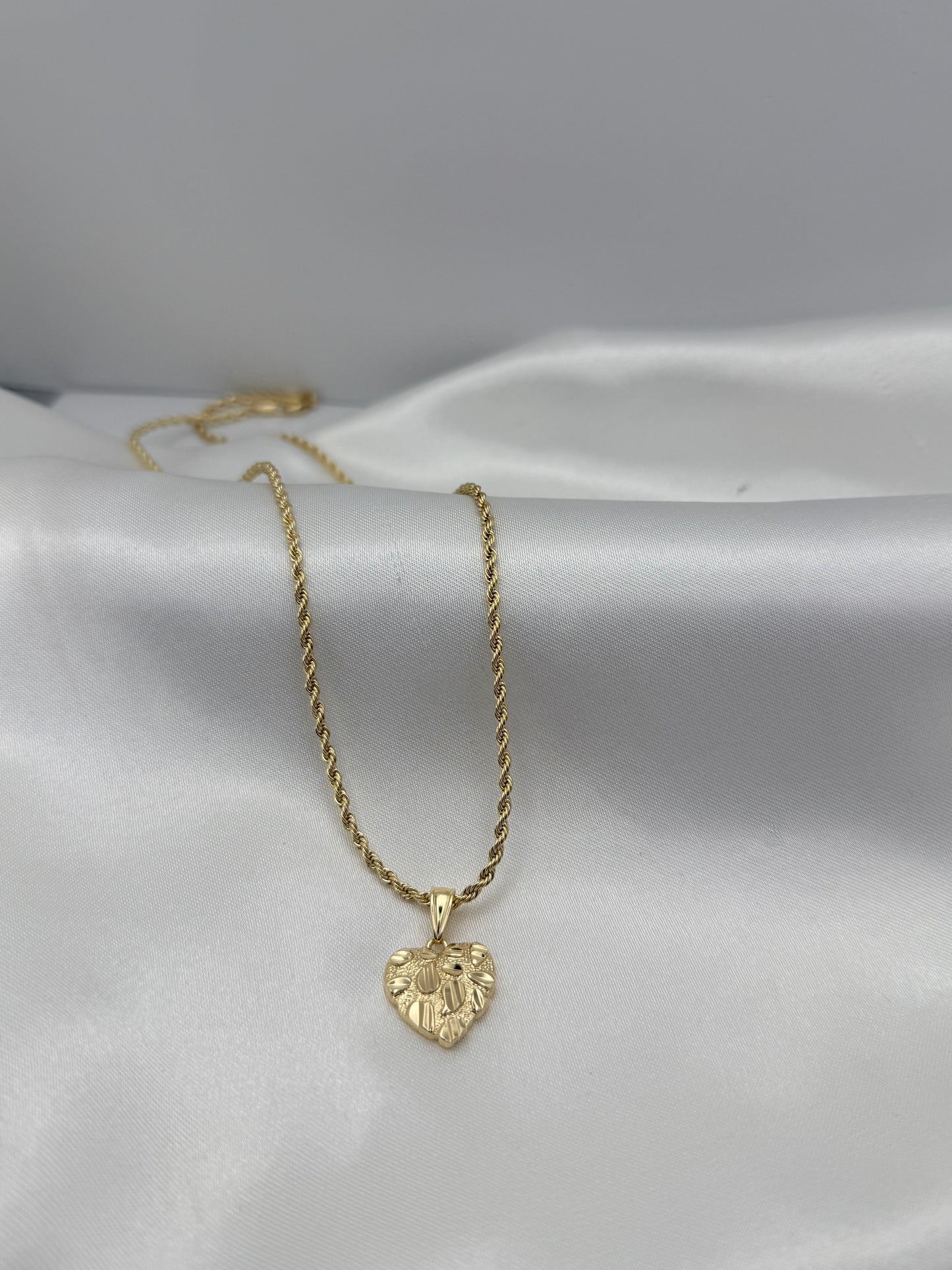 Nugget Heart Pendant – 20” Rope Chain Necklace