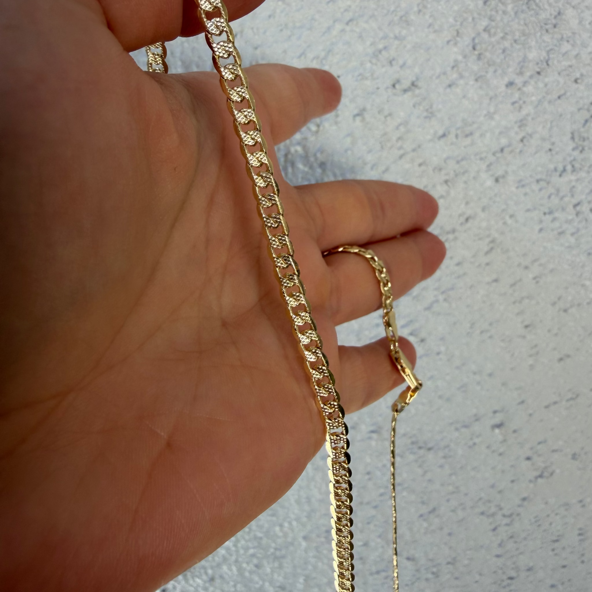 14K Oro Laminado Cadena Cuban Endiamantada