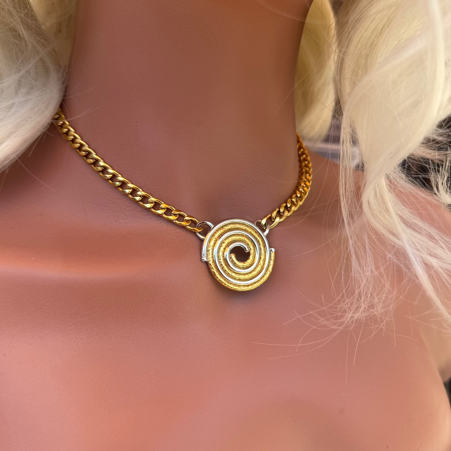 Eterna Coil Necklace 18k Gold Plated Mix-Metal