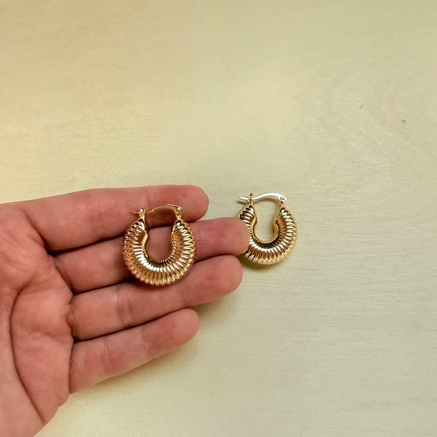 Ribbed Hoops 18k Gold - Plated