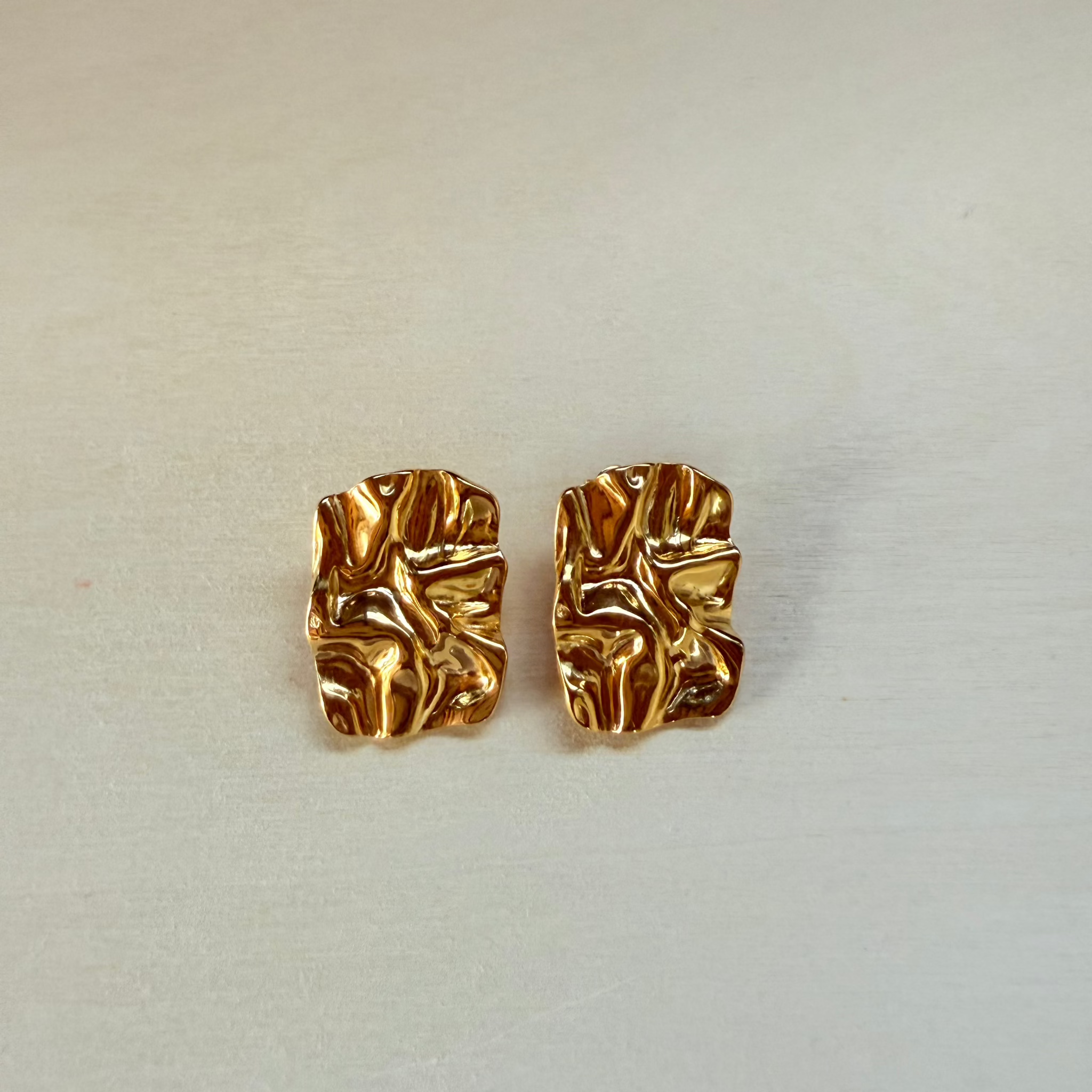 18k Vintage Hammered Earrings