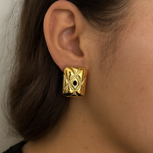 18k Vintage Crest Rectangle Earrings
