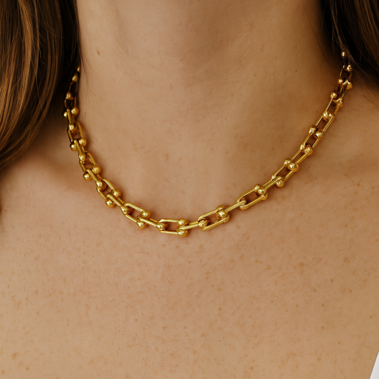 18K U Shaped Links Necklace