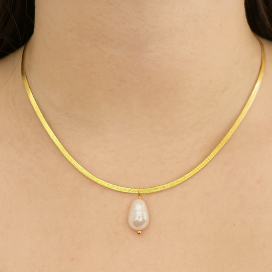 18k Gold Herringbone Pearl Necklace