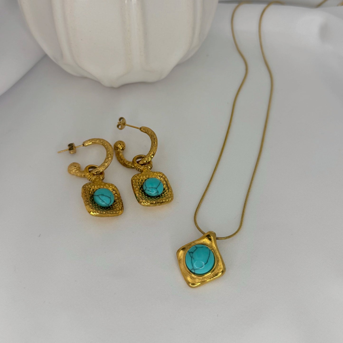 18k Turquoise Dream Necklace