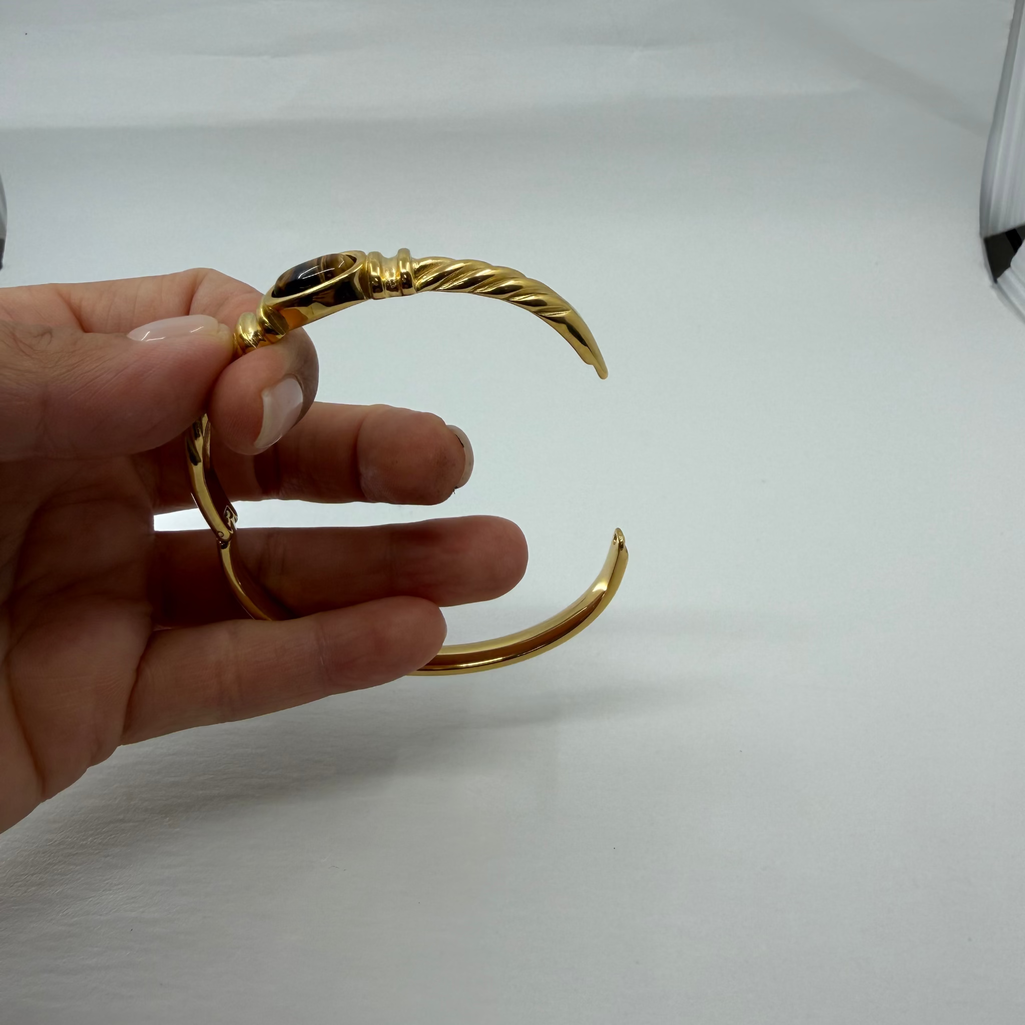 18K gold-plated twisted bangle bracelet h