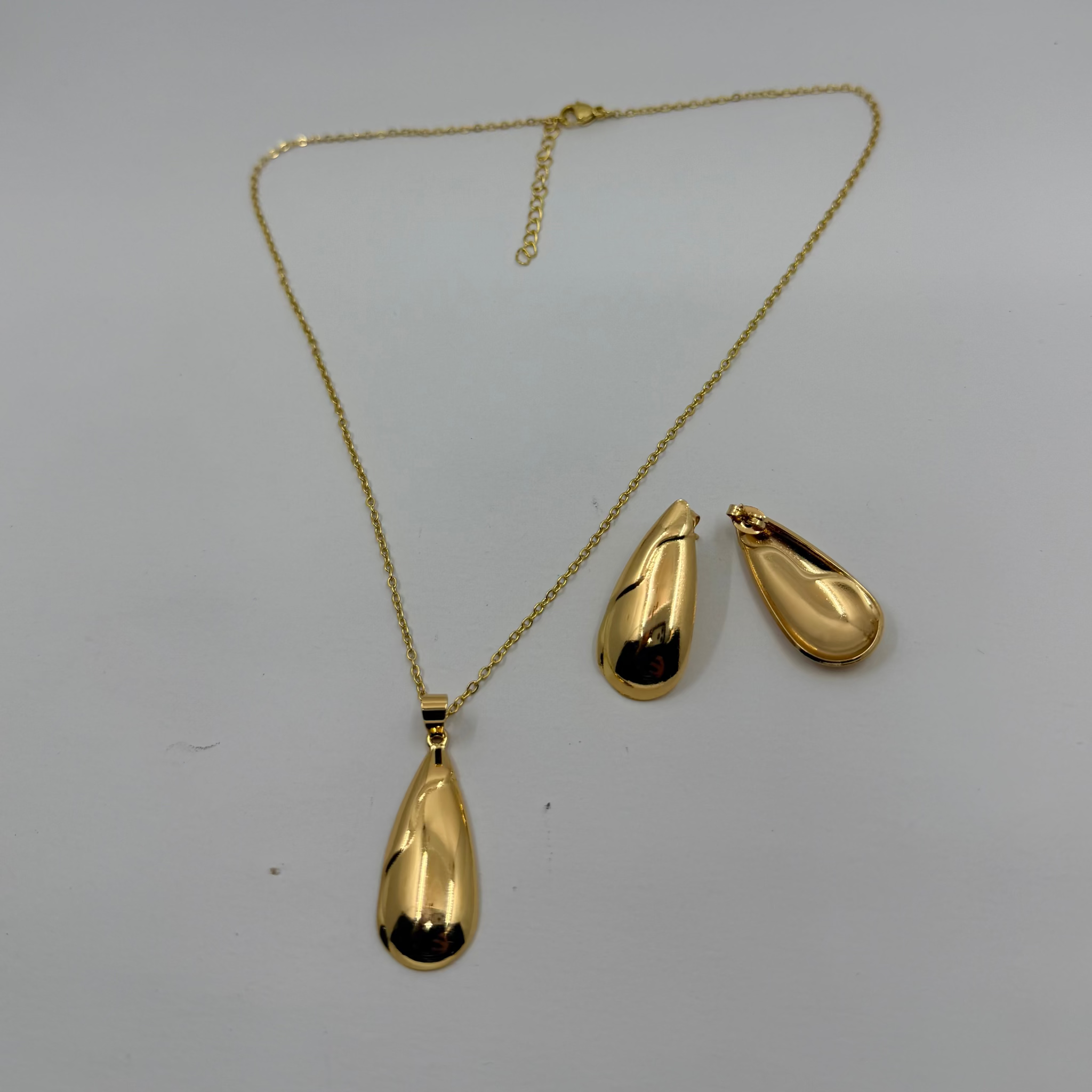 Tears Drop Necklace & Earrings Set