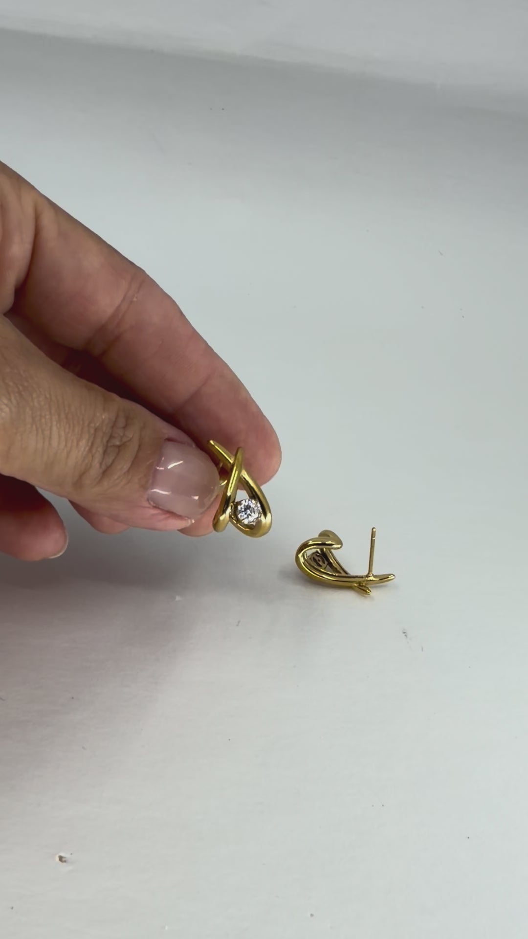 Golden Kiss Stud Earrings